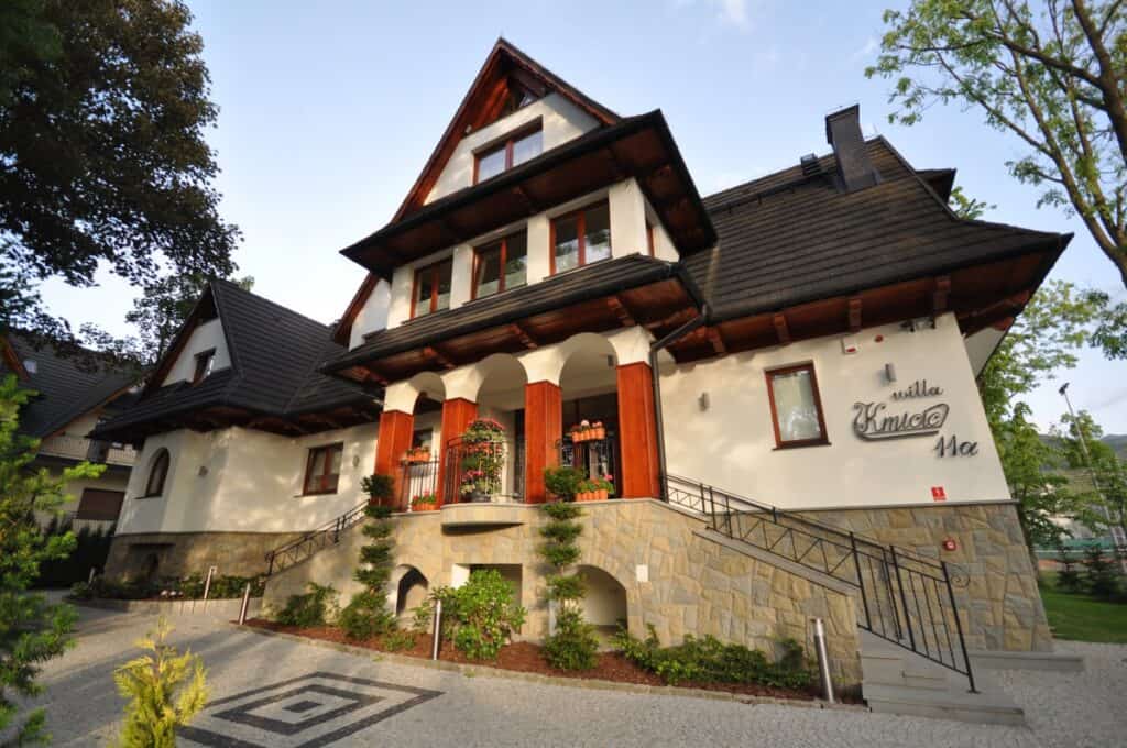 Willa Kmicic – jeden z najbardziej kultowych adresów Zakopanego