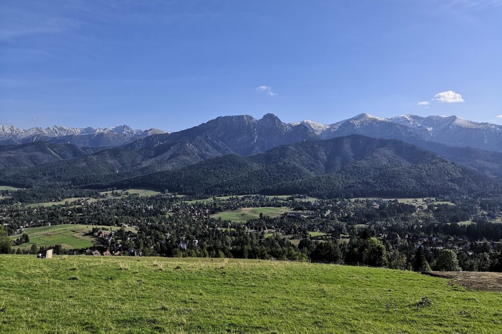 Promocja książki Jacka Mireckiego „Między Kozińcem a Antałówką. Pensjonat „Ryś” w Zakopanem. Historia, gospodarze, rodzina, goście”