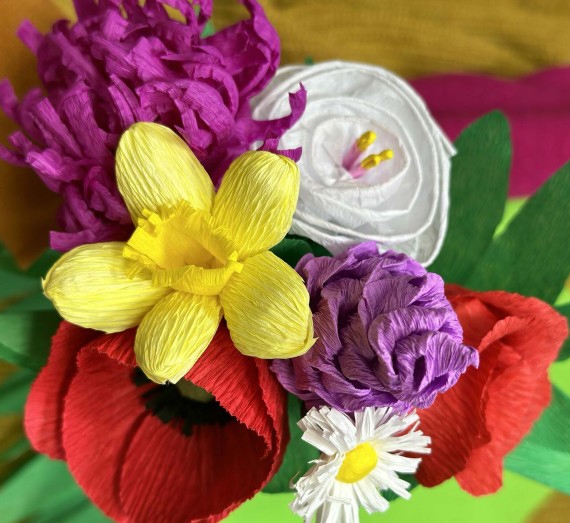 Kwiaty z bibuły na Niedzielę Palmową – warsztaty dla dzieci od 7 lat, młodzieży i dorosłych