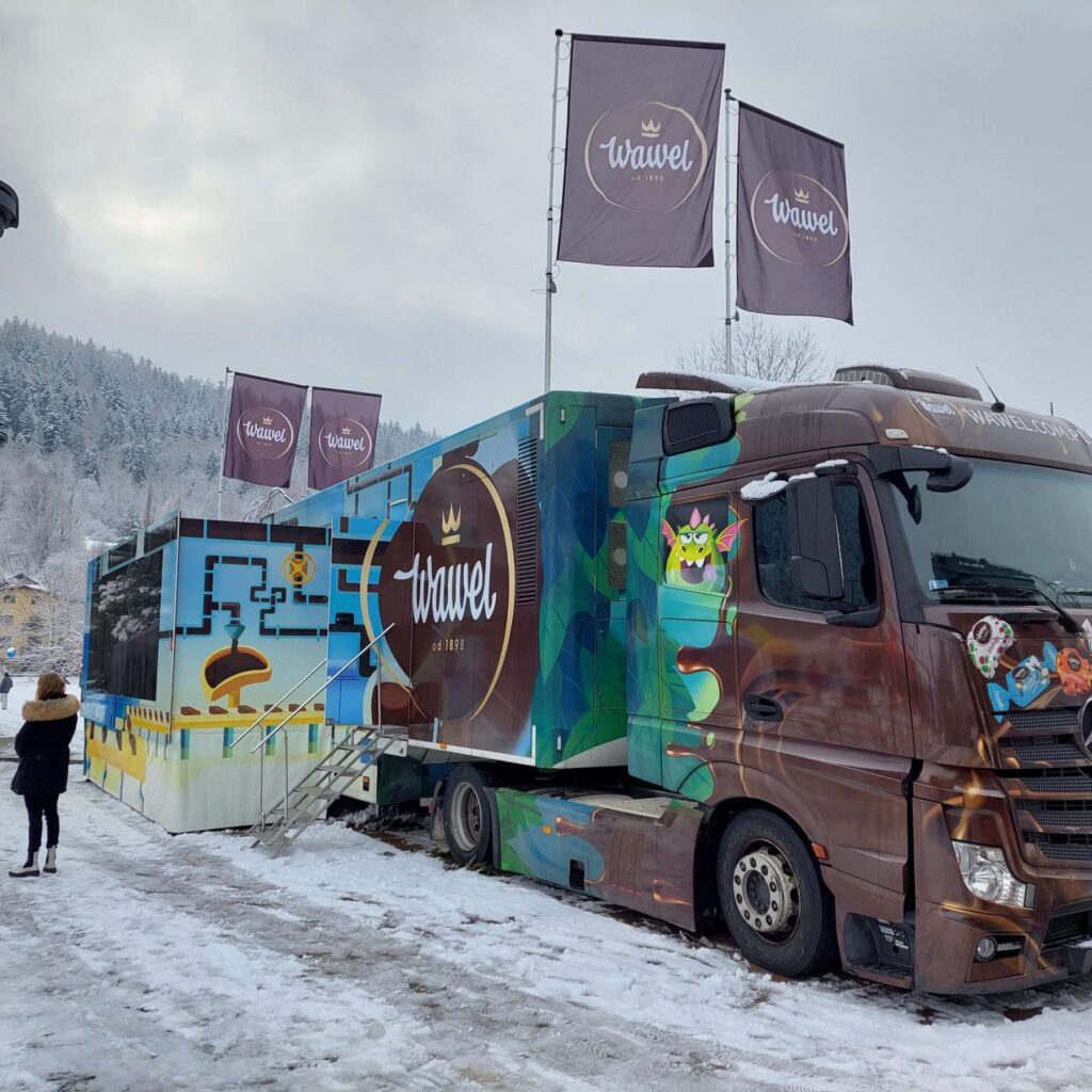 Wawel Truck odwiedzi Zakopane podczas World Snow day