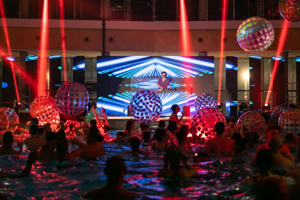 Karnawałowa Noc Basenów w Termy BUKOVINA