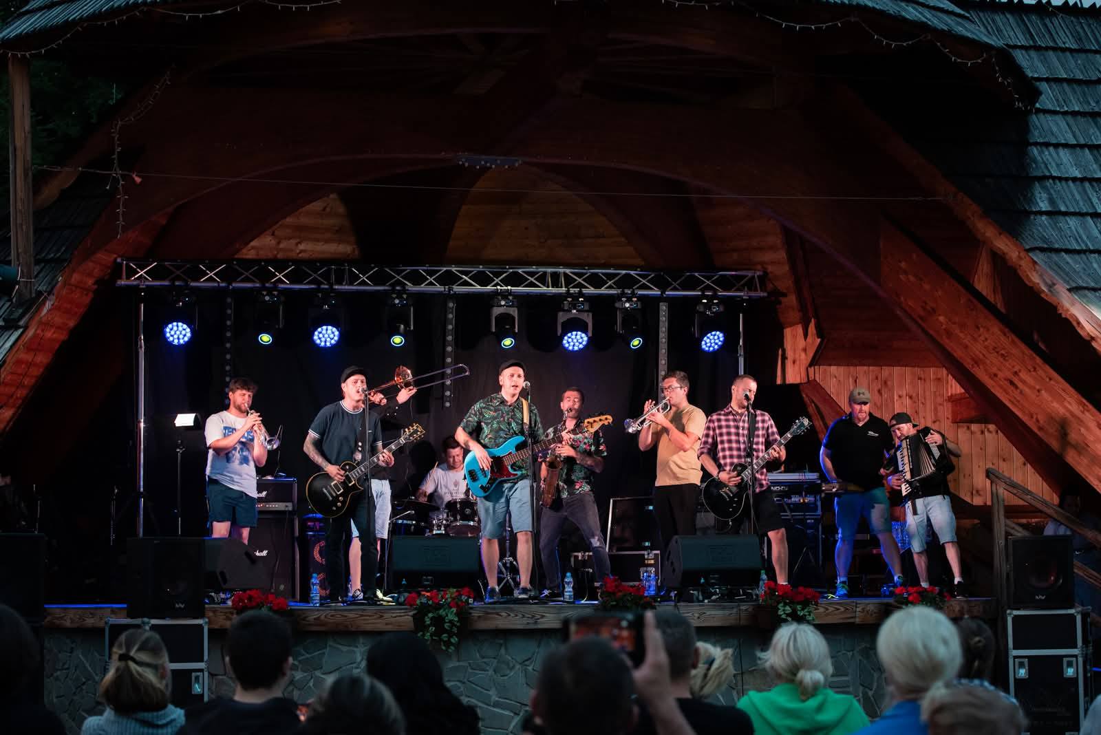 Koncert zespołów Warroza i Kompromitacja w Cafe Piano 5 Koncert zespołów Warroza i Kompromitacja w Cafe Piano