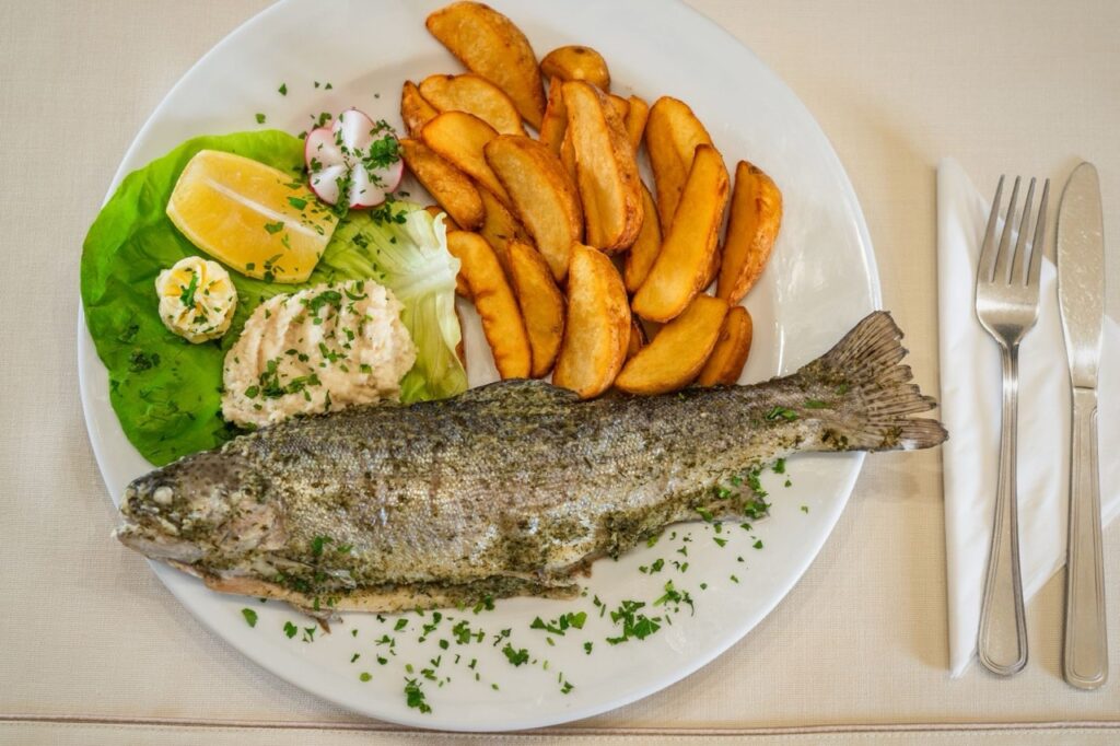 Restauracja Zamoyskich – gdzie historia spotyka się ze smakiem 2 Restauracja Zamoyskich w Kuźnicach, Zakopane