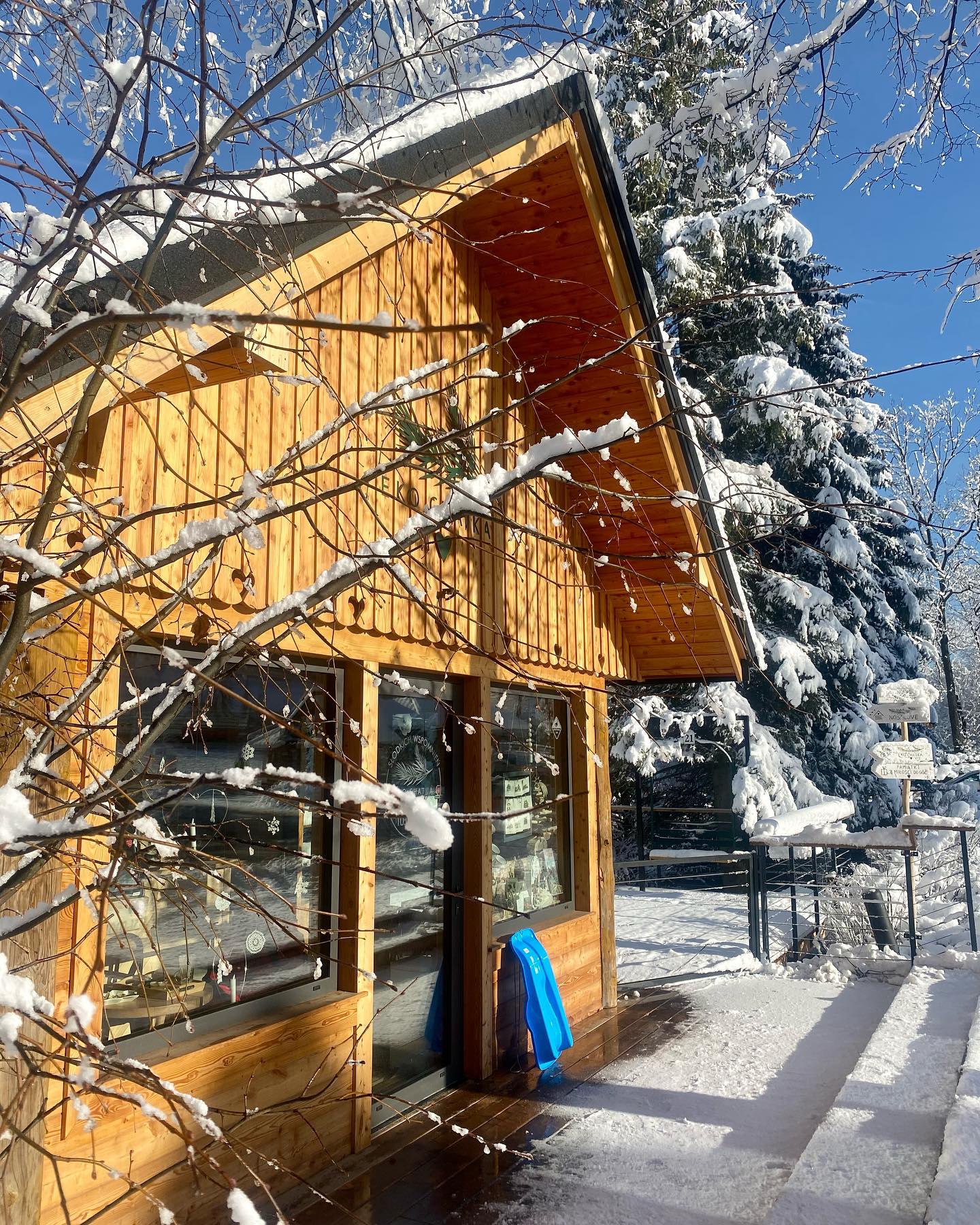 Eko Chatka u stóp Nosala