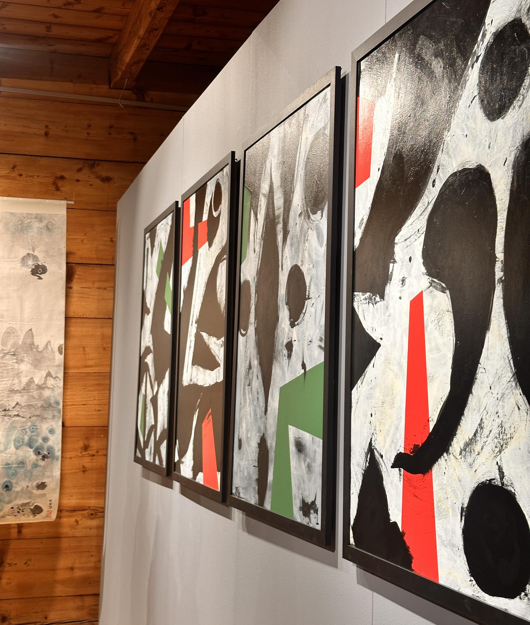 Finisaż oraz oprowadzanie kuratorskie po wystawie „SpotkajMY się w MT”